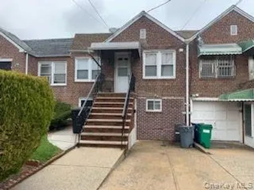 11433 204th Street, Saint Albans