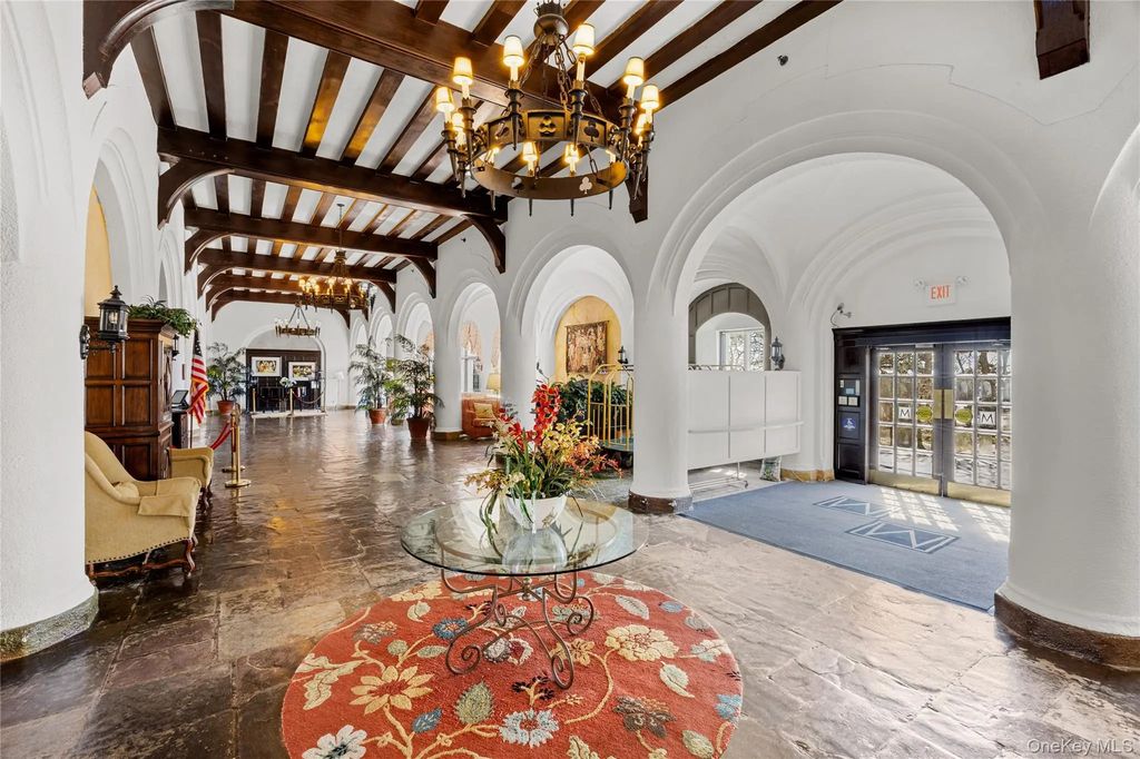 236 Edgemere Street # 314, Montauk