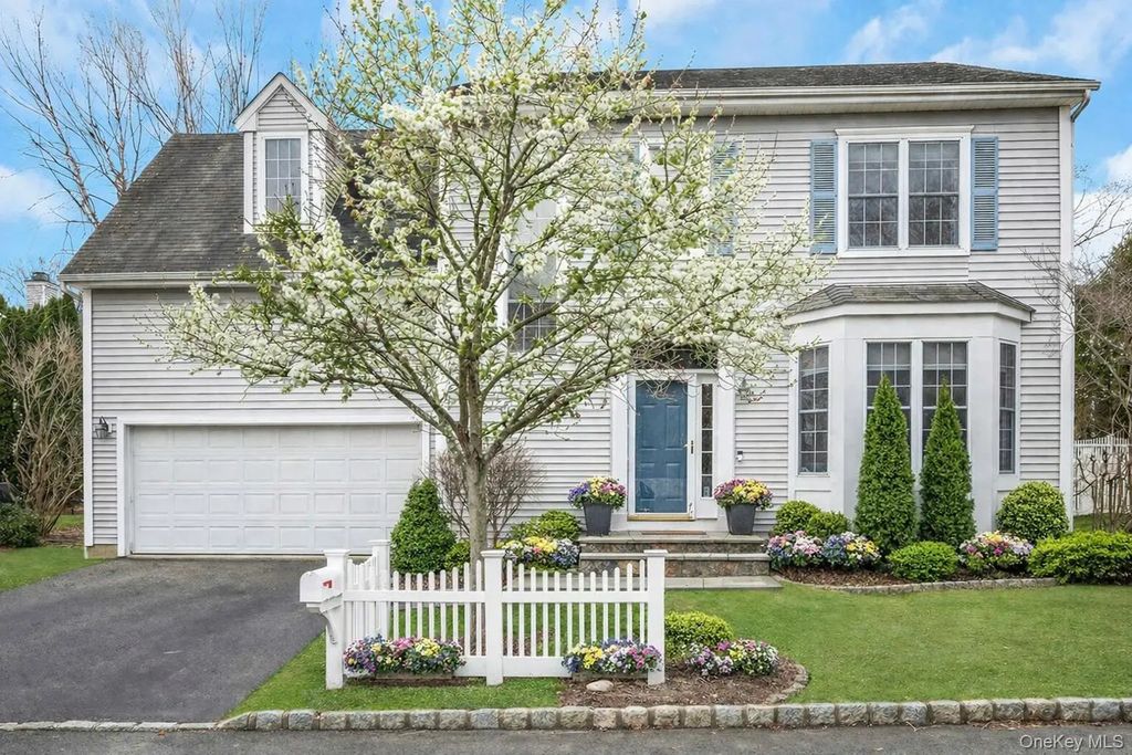 33 Valimar Boulevard, White Plains