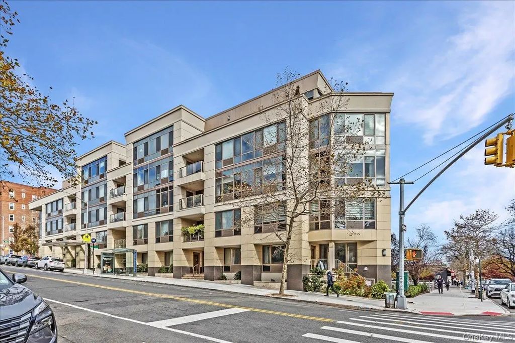 6405 Yellowstone Boulevard # 207, Forest Hills
