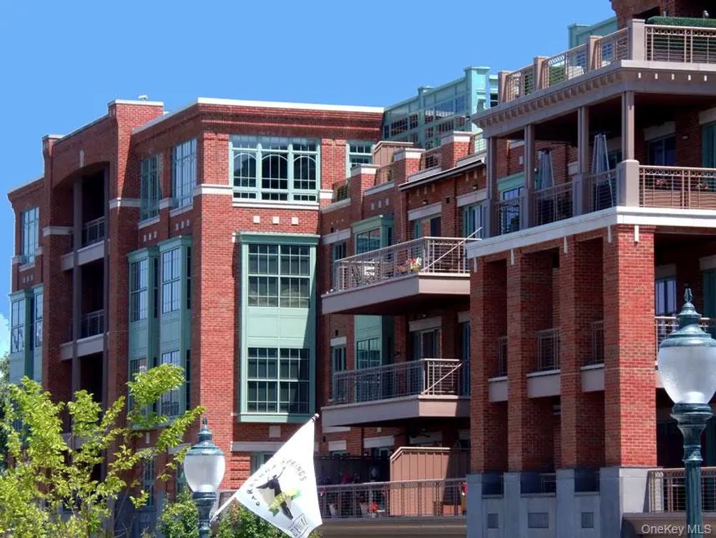 268 Broadway # 312, Call Listing Agent