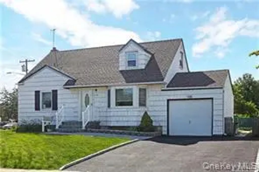 1768 Lenox Avenue, East Meadow