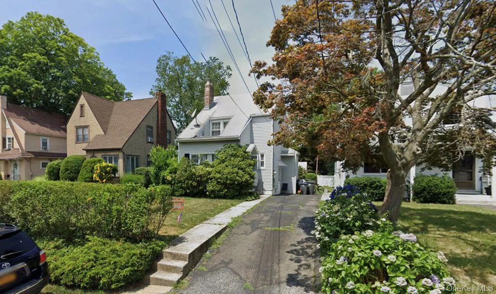 140 Grant Avenue, White Plains