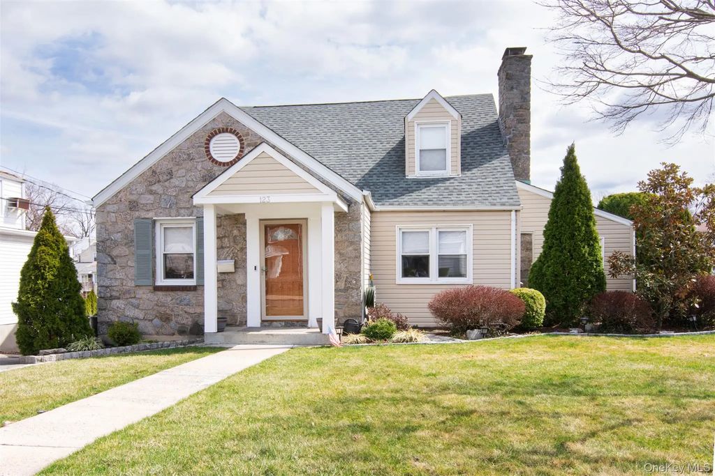 123 Hildreth Place, Yonkers