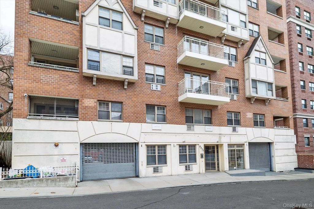 8375 117th Street # 6f, Kew Gardens