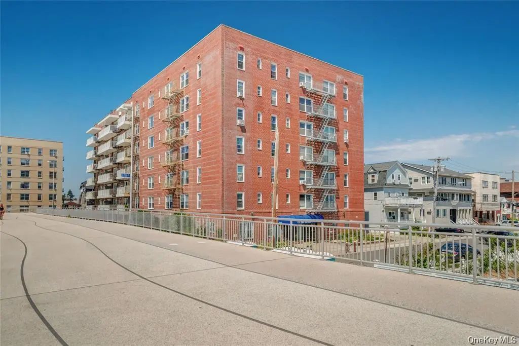 133 Beach 120th Street # 2c, Rockaway Beach