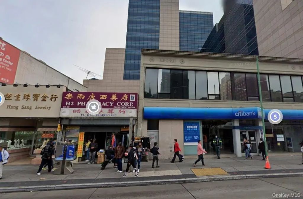 38-09 Main Street # Booth B4, Flushing