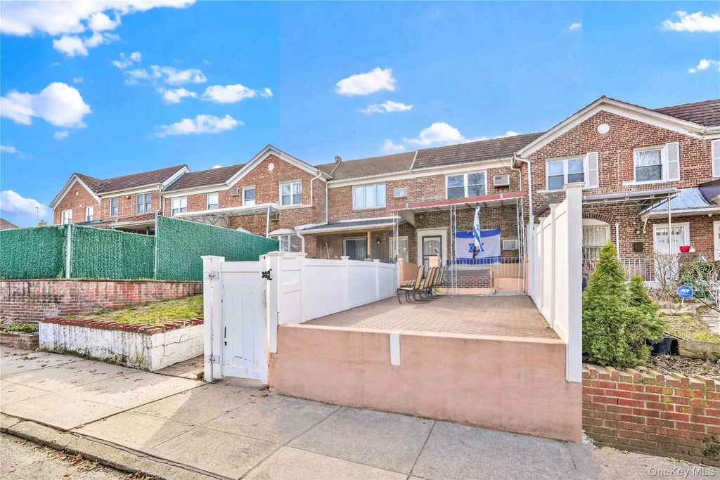 136-76 71st Road, Kew Garden Hills