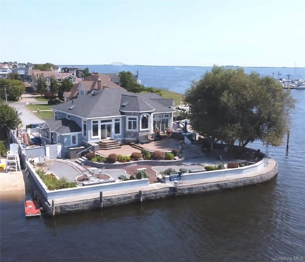 238 W Islip Road, West Islip