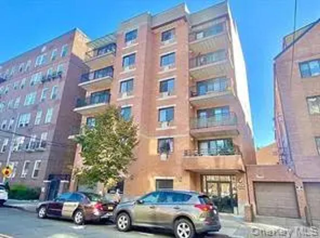 91-06 Whitney Avenue # 6a, Elmhurst