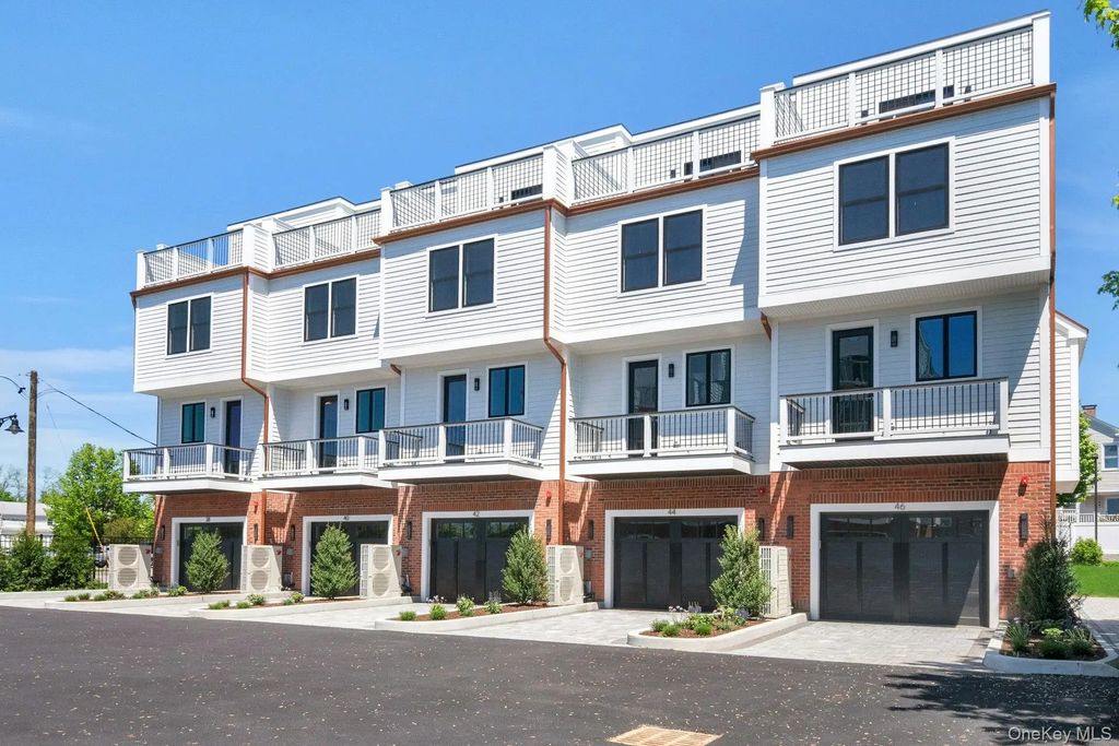 46 Andrews Lane, Sleepy Hollow