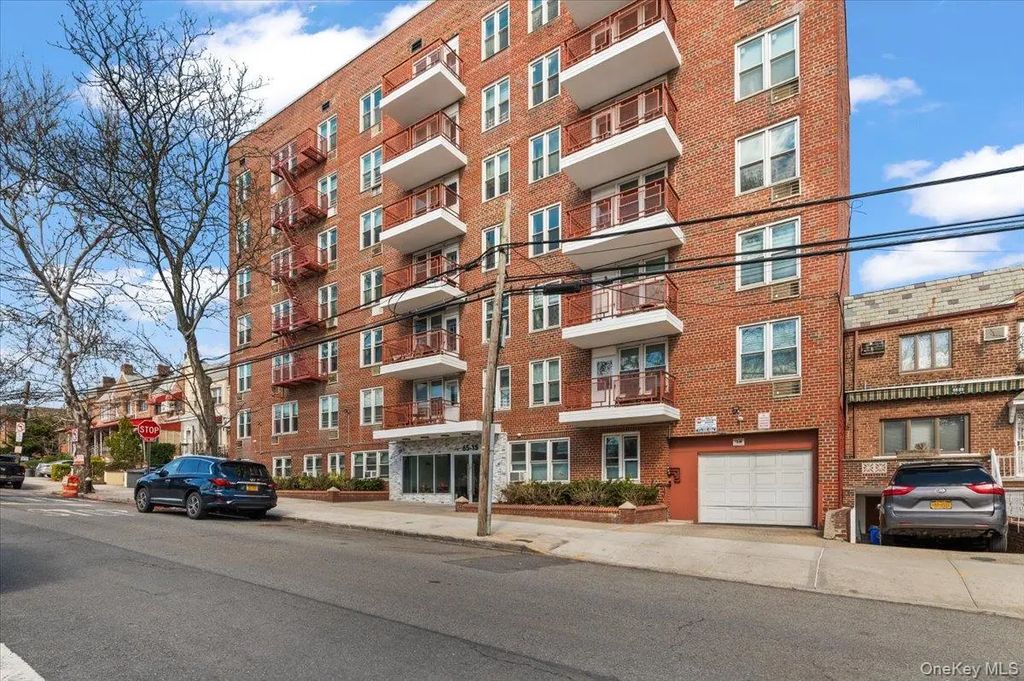 65-15 Alderton Street # 5e, Rego Park