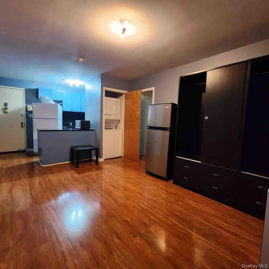 14225 37th Avenue # 7c, Flushing