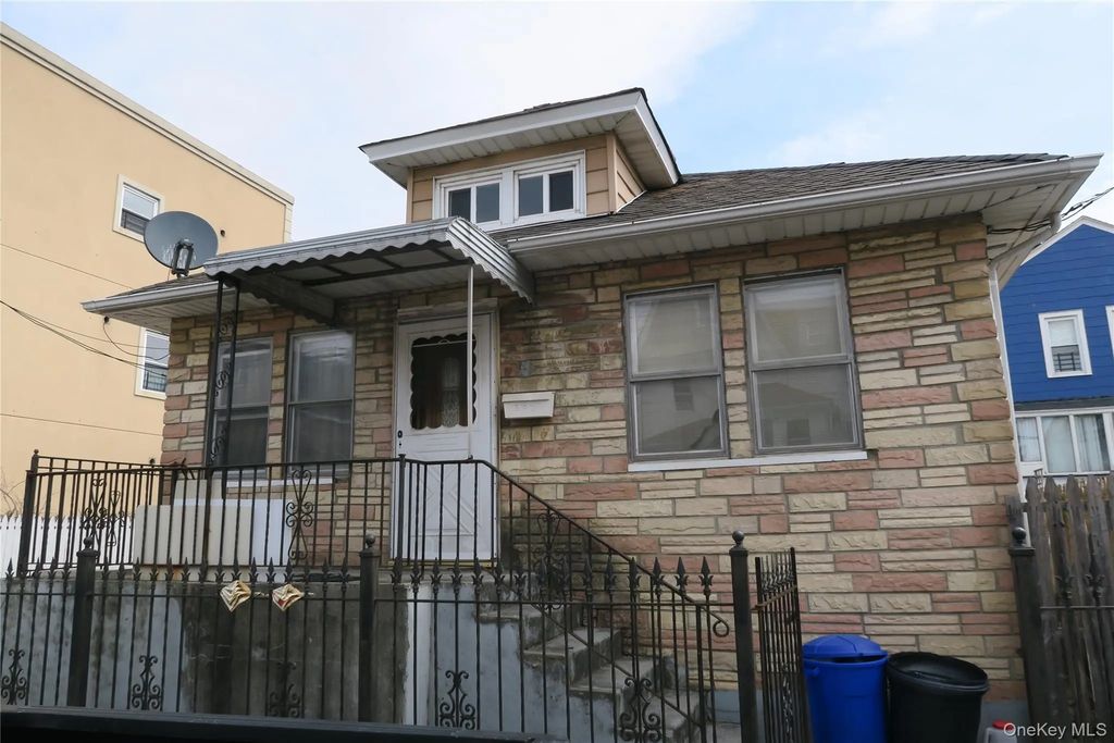 1382 Mcbride Street, Far Rockaway