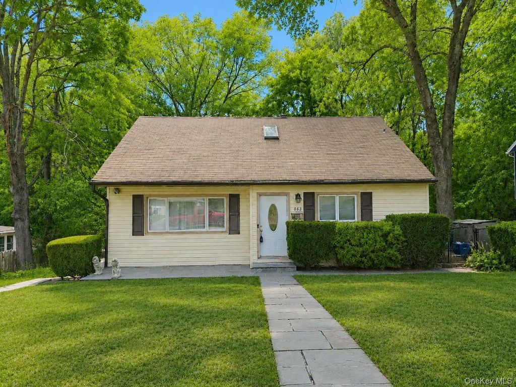 863 North Street, Peekskill
