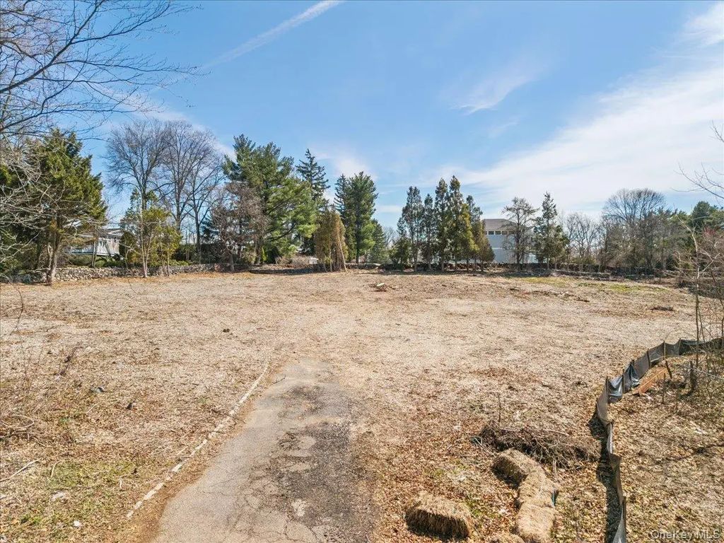100 High Point Road, Scarsdale