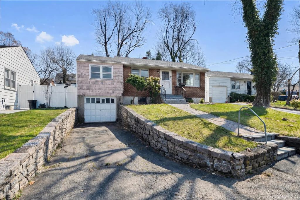 53 Sweetfield Circle, Yonkers