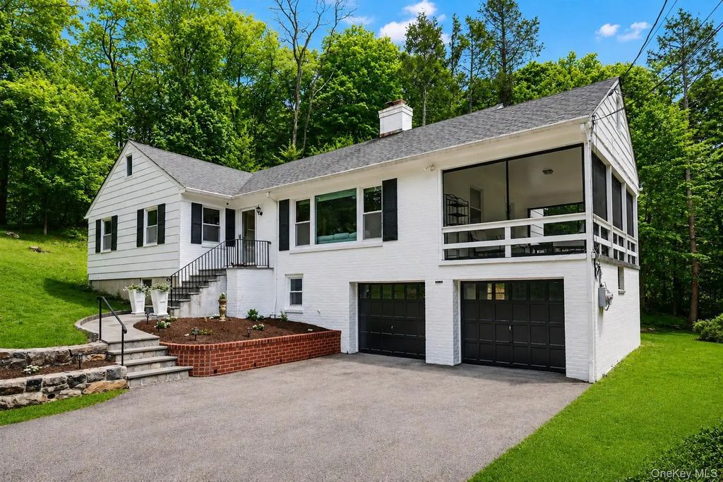 28 Valley View Road, Chappaqua