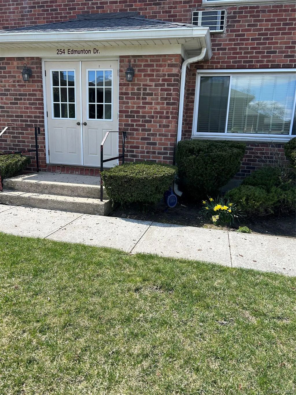 254 Edmunton Drive #k1 Edmunton Drive #k1 # K1, North Babylon
