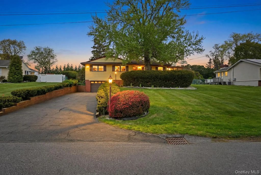 93 Fairmont Road, Mahopac
