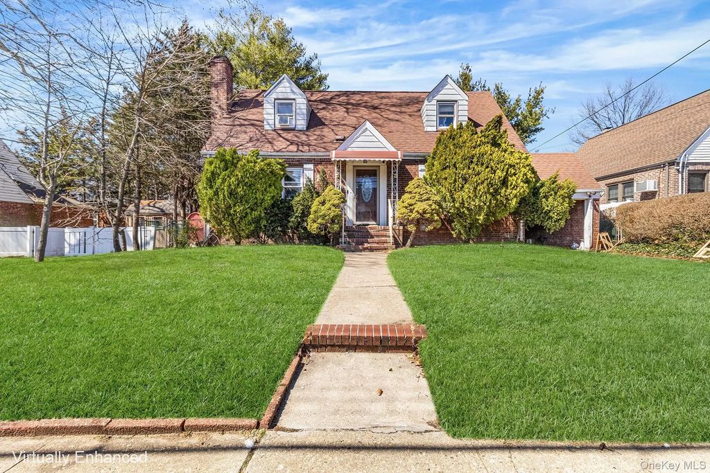 11 Henry Street, Valley Stream