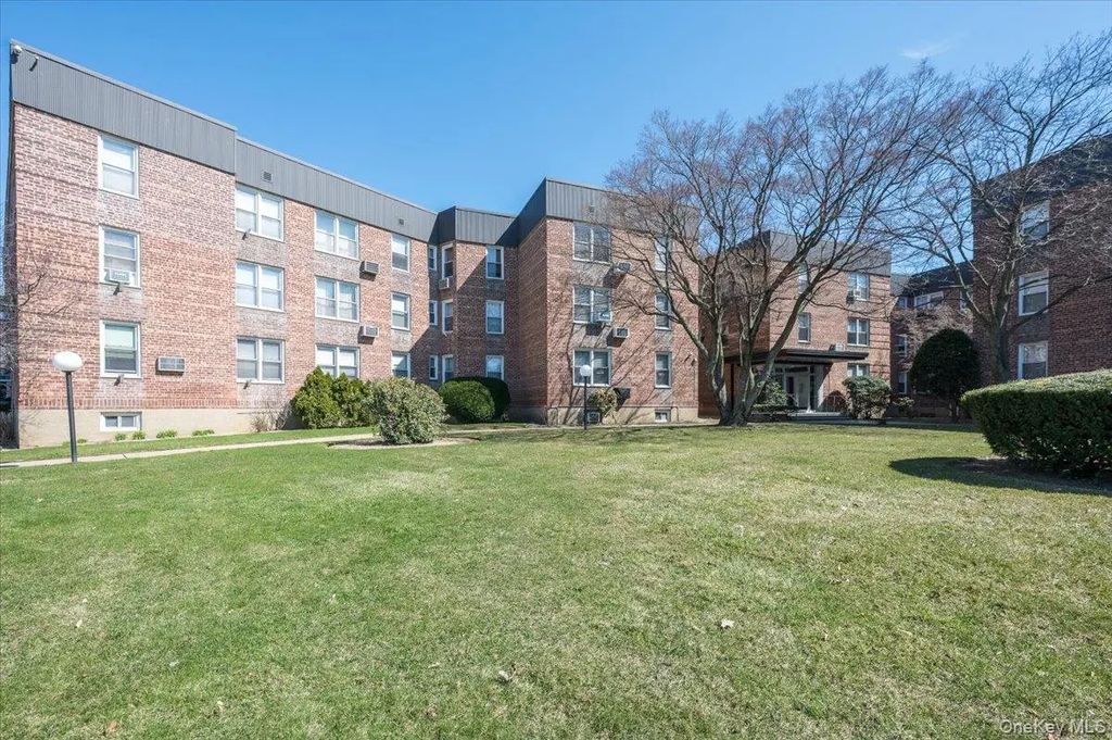 510 Dubois Ave #b1, Valley Stream