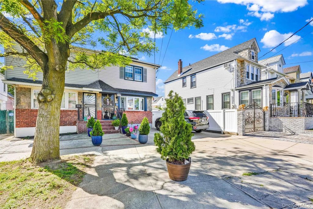 13314 Hawtree Creek Road, South Ozone Park