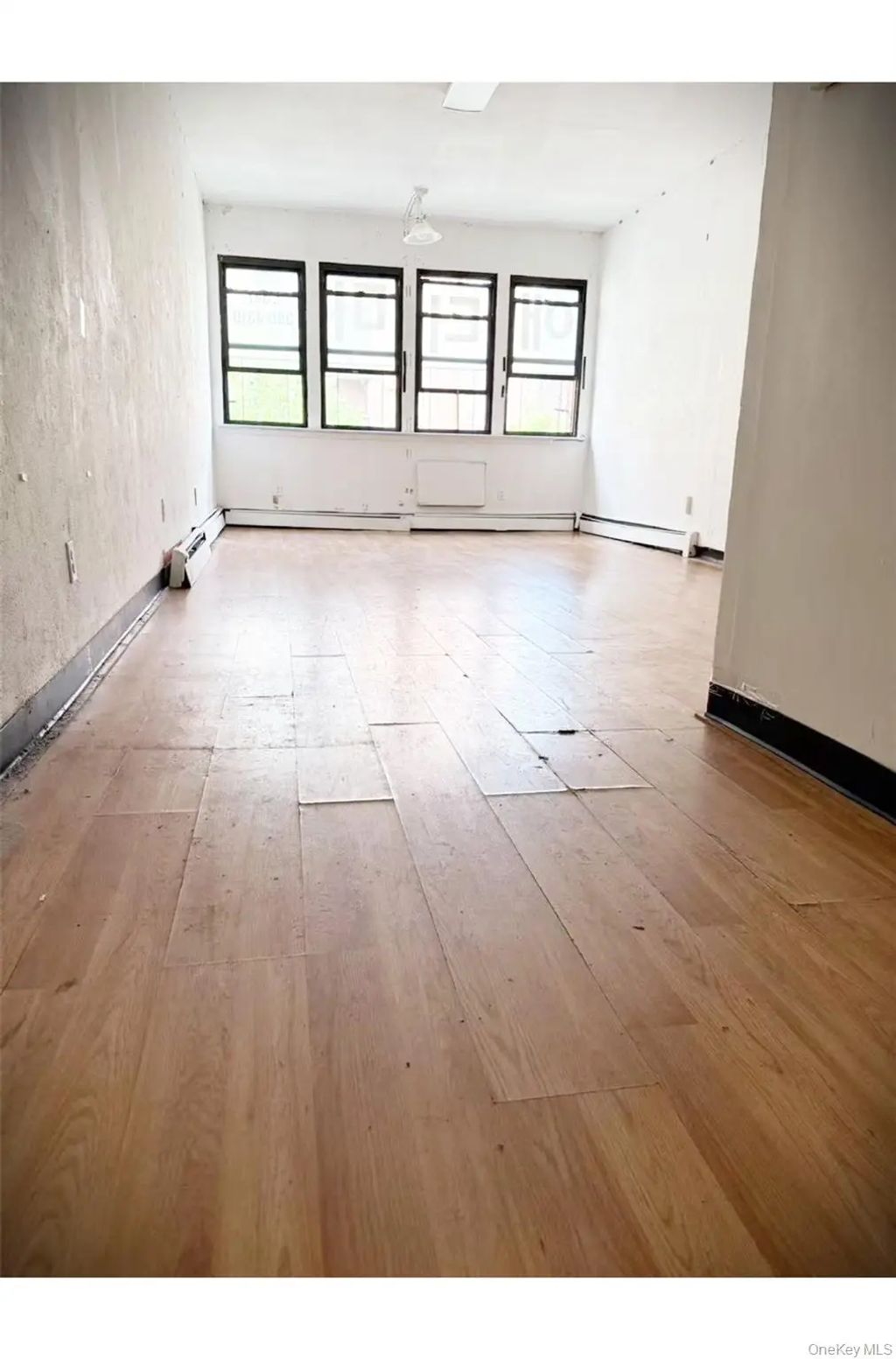 36-22 Union Street # 2r ( Rear Unit), Flushing