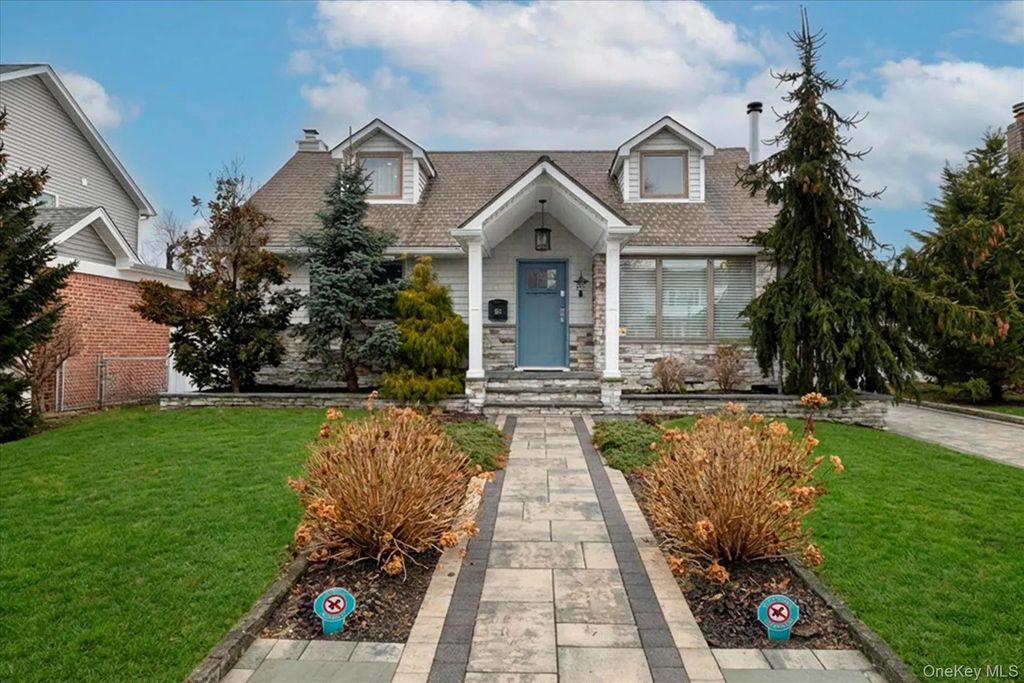 1053 Lydia Drive, Franklin Square