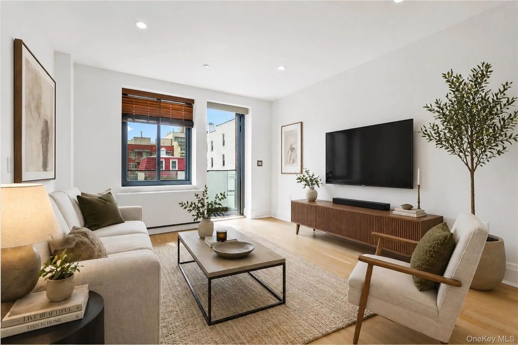 2343 31st Road # 3b, Astoria