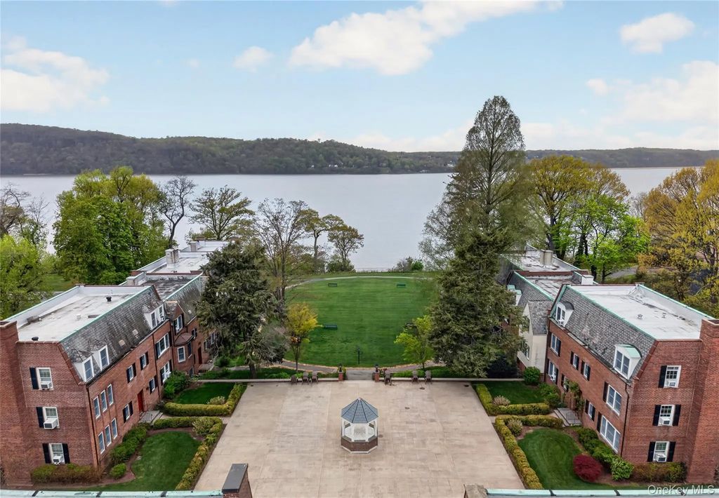 765 N Broadway # 15b, Hastings-on-Hudson
