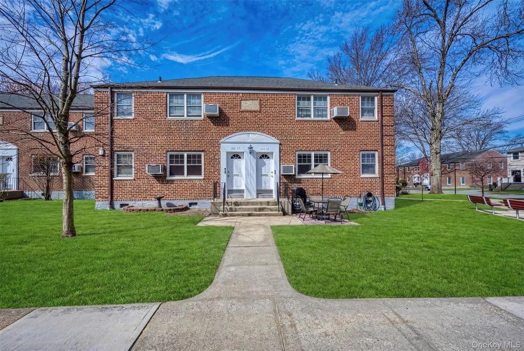 253-12 60th Avenue # Lower, Little Neck