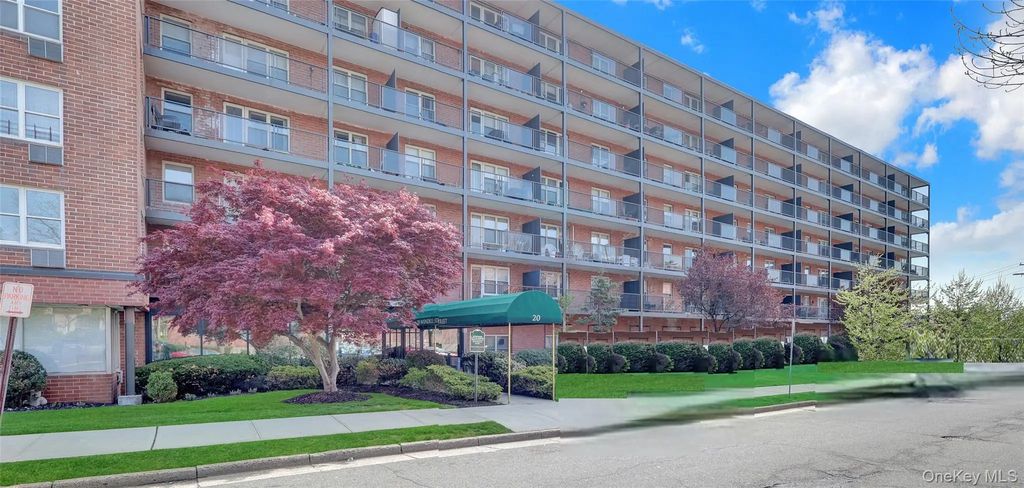 20 Wendell Street # 26e, Hempstead