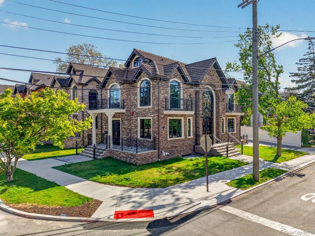 Photo of Listing #979146