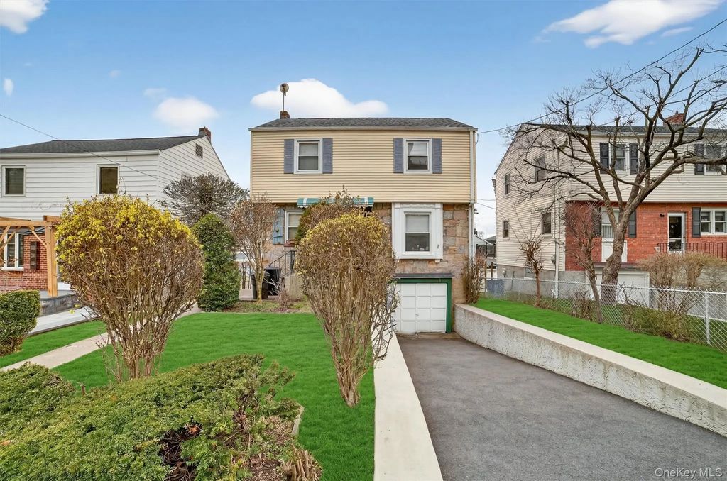 65 Hillview Avenue, Yonkers