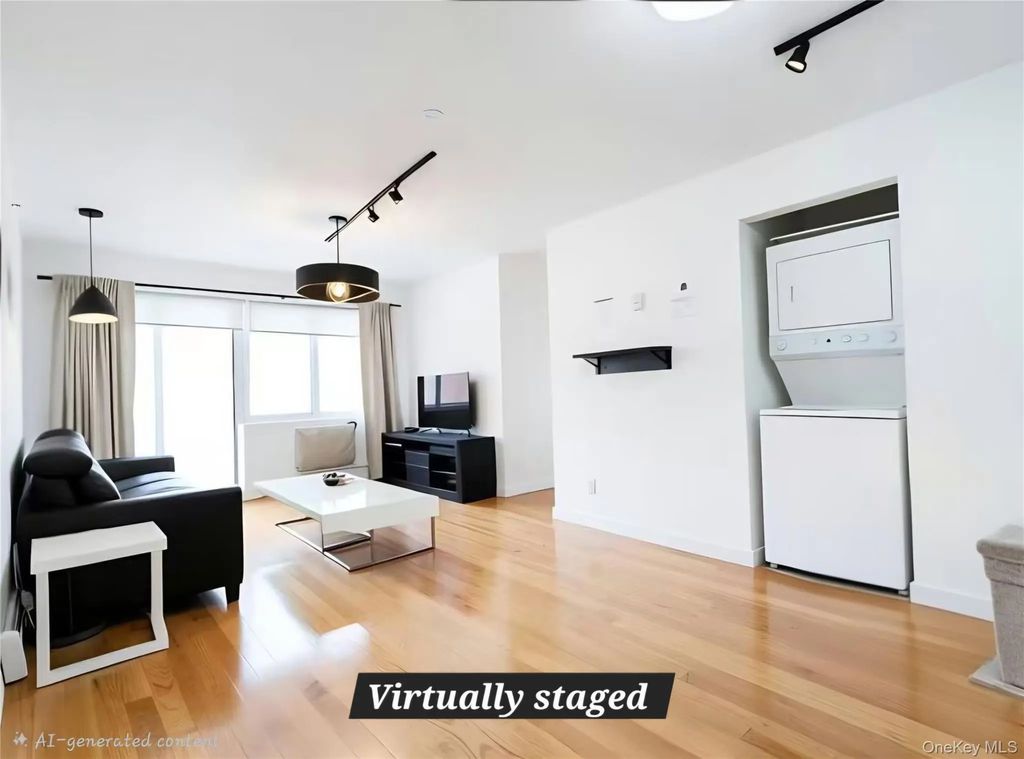137-08 31st Road # 5e, Flushing