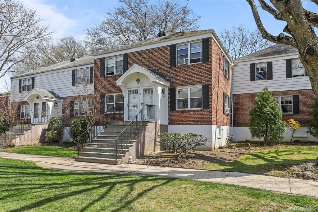 2 Peck Avenue # 27 A, Rye