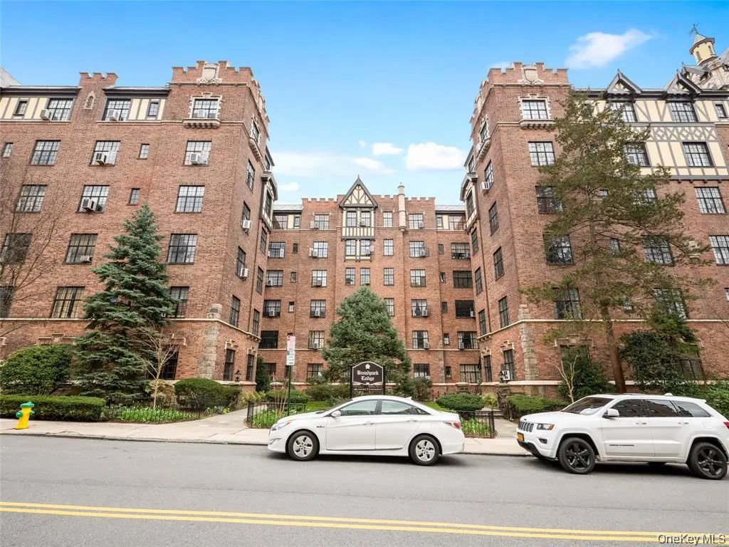 292 Main Street # 5h, White Plains