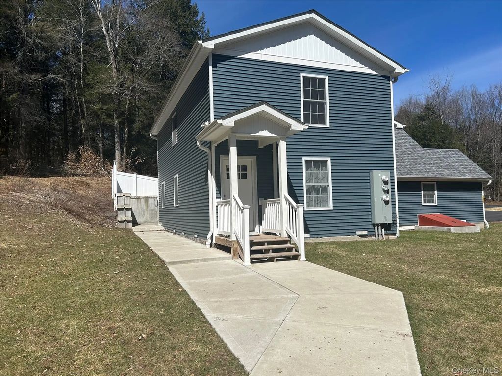 135 Gale Road # Upstairs, Mongaup Valley