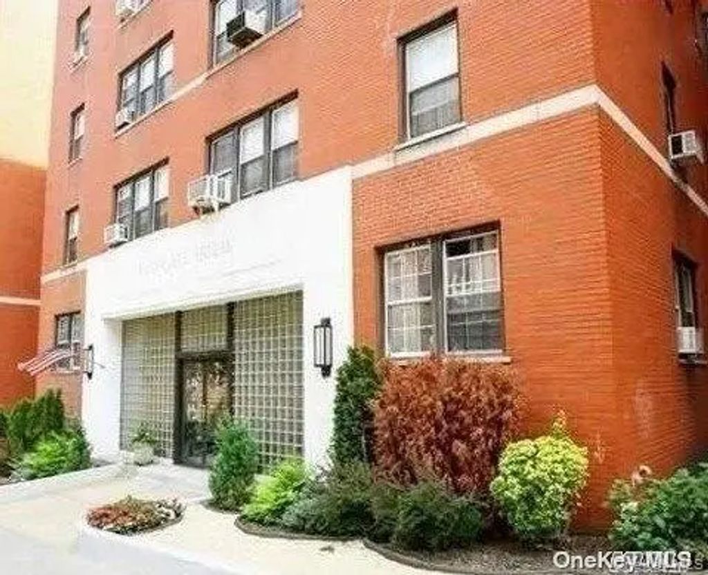 102-40 67th Drive # 1c, Forest Hills