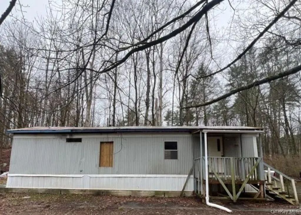 79-87 N Old Greenfield Road, Ellenville