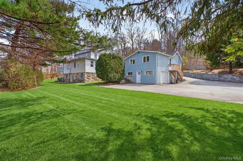 10 Towners Road # 8, Carmel