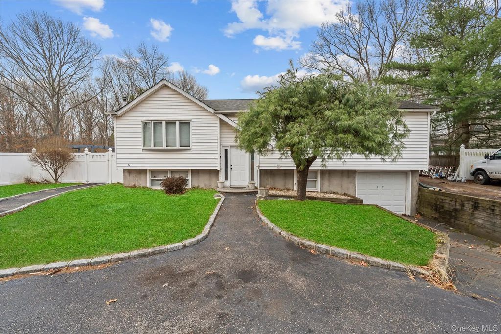 147 Horseblock Road, Centereach