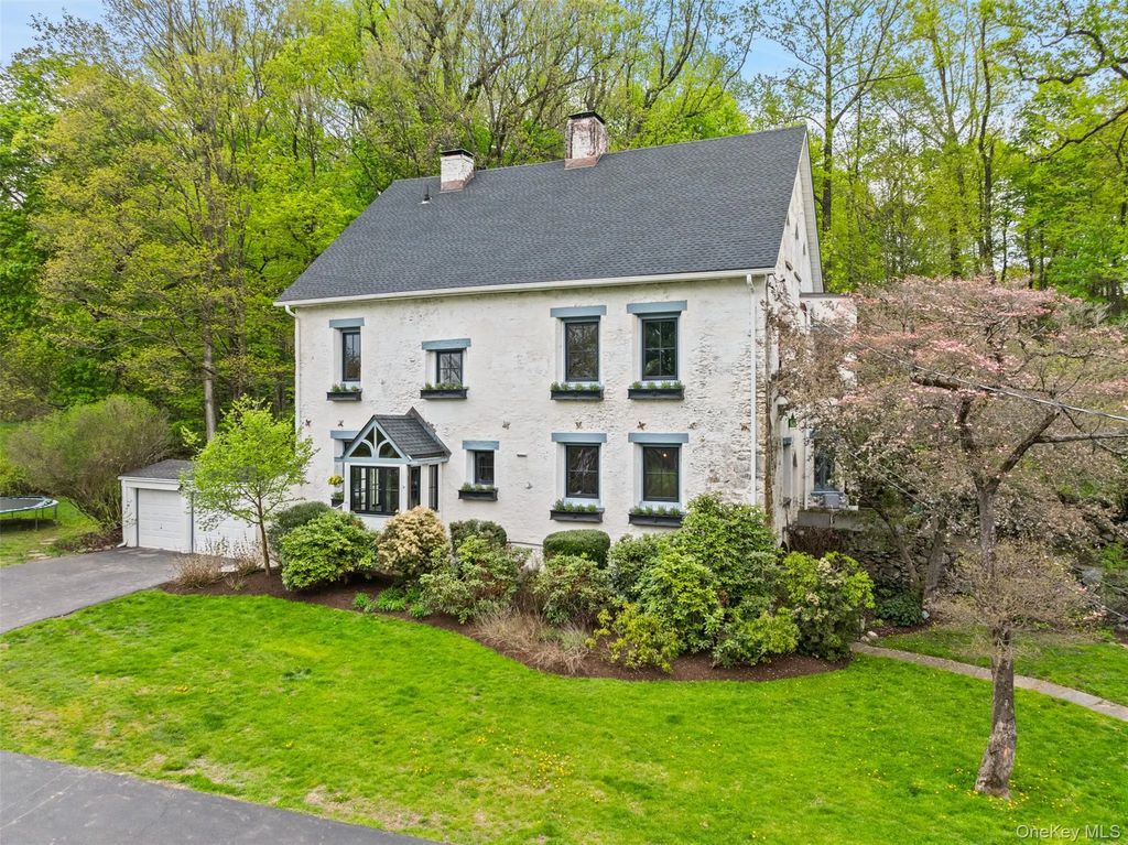 33 Aldridge Road, Chappaqua