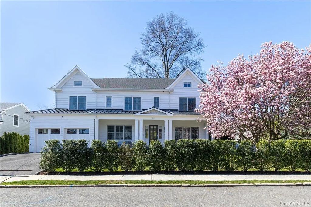 100 Dearborn Avenue, Rye