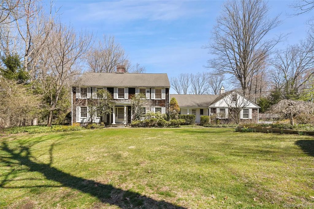 220 Middle Patent Road, Bedford