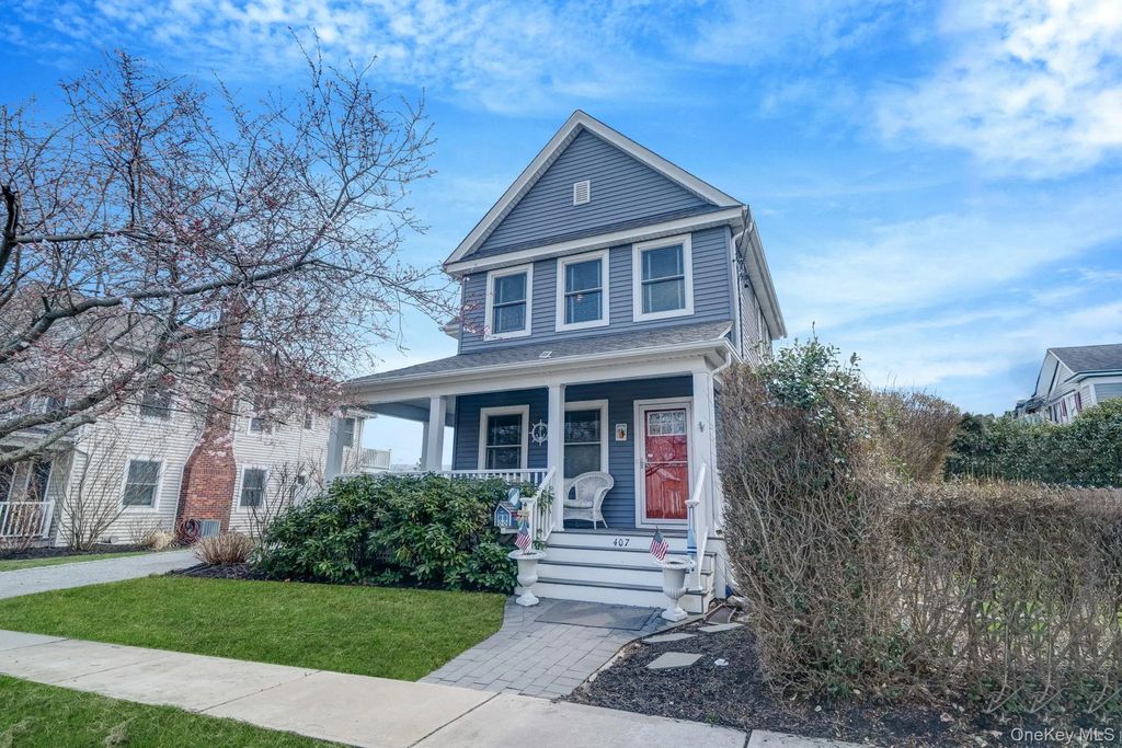 407 Wiggins Street, Greenport