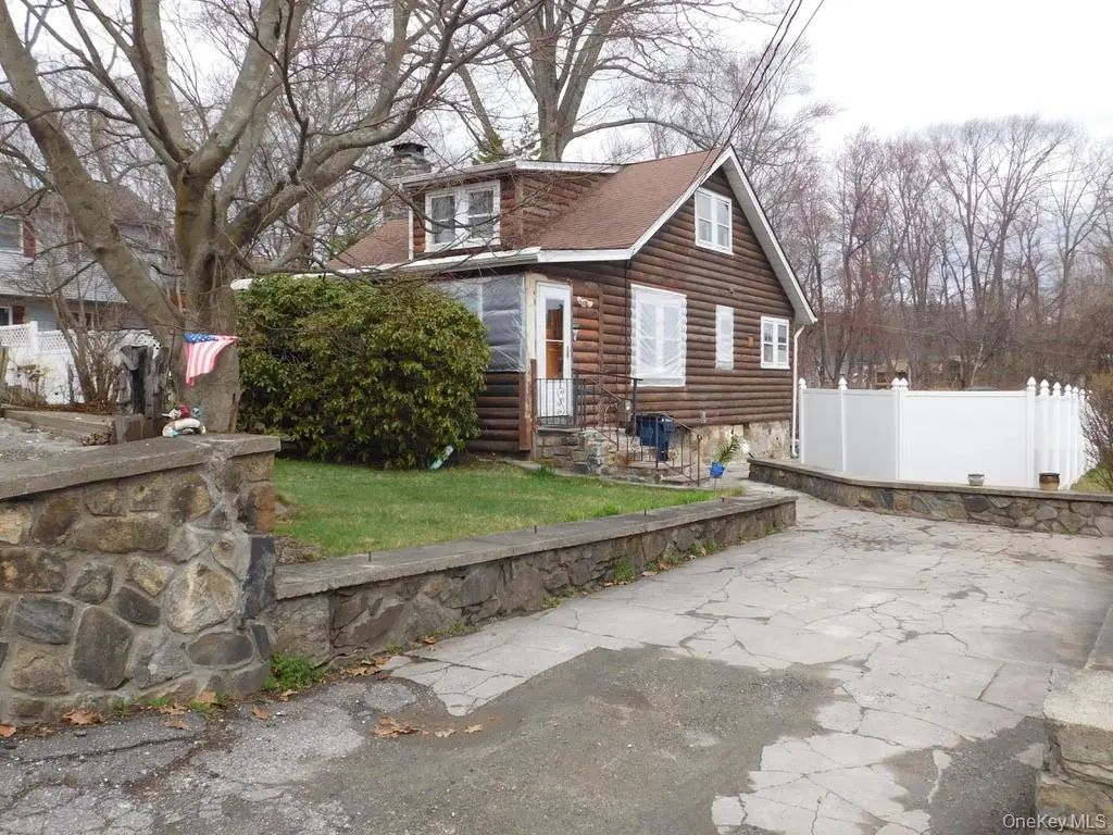 219 Willow Drive, Mahopac