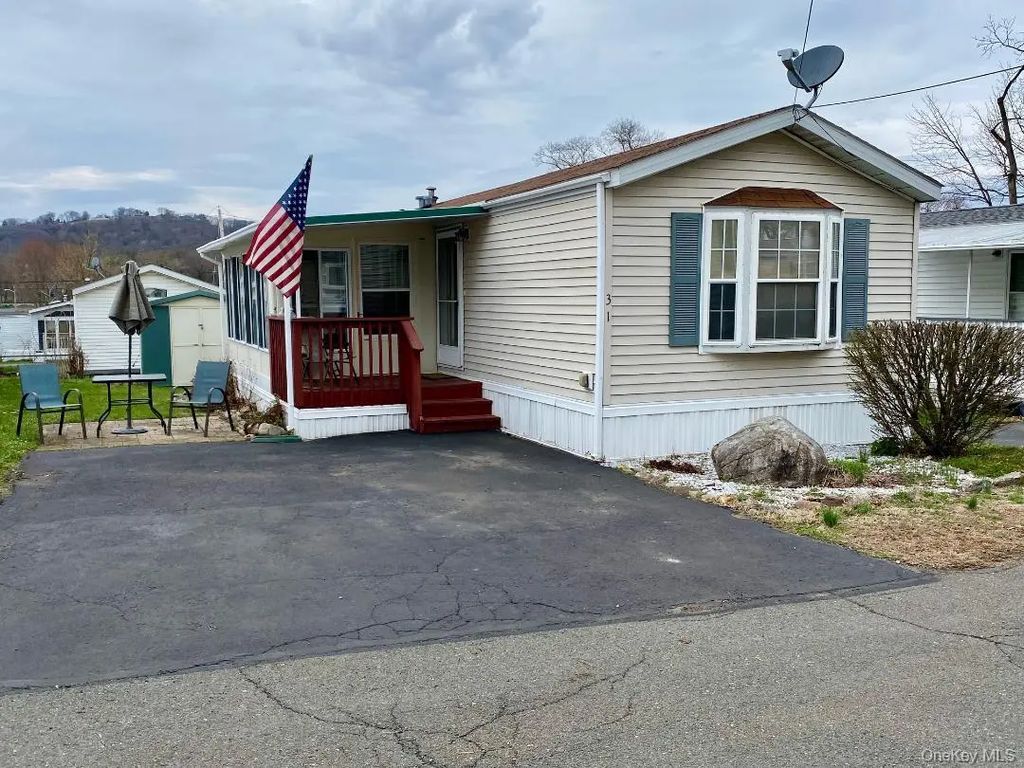 31 N Mountainview Mhp, Stony Point