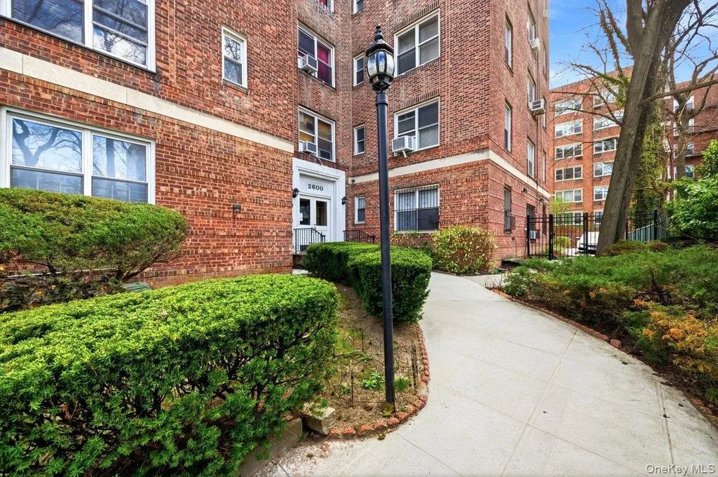 2600 Henry Hudson Parkway # 5b, Bronx